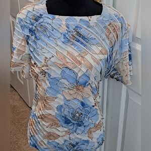 Alfred Dunner Diagonal Small Ruffled Top   Size 1X